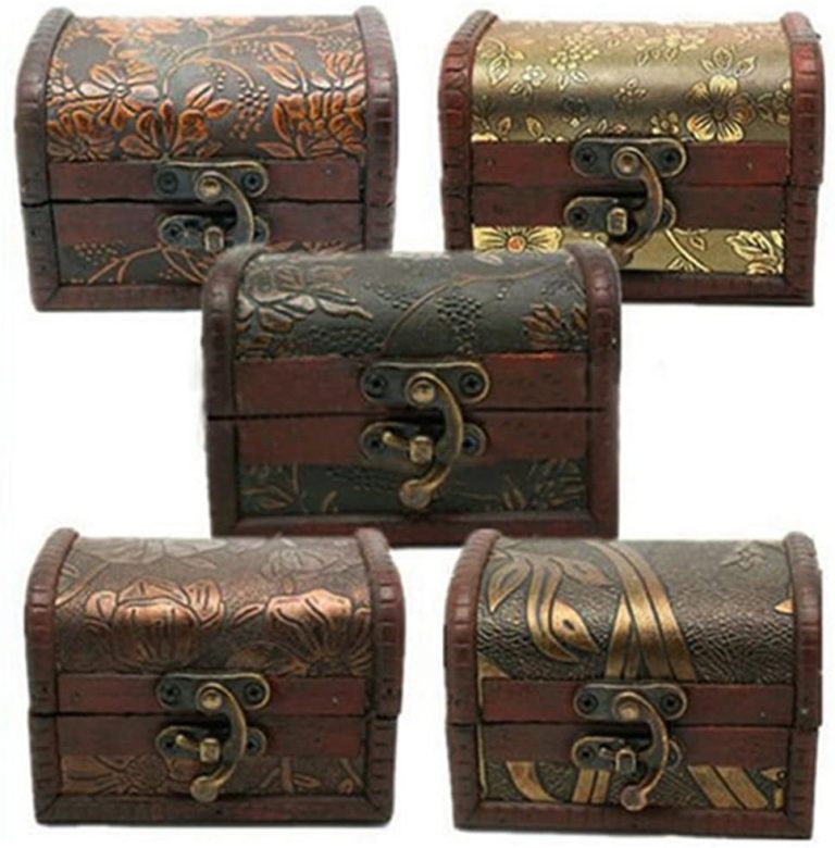 small treasure chest trinket box